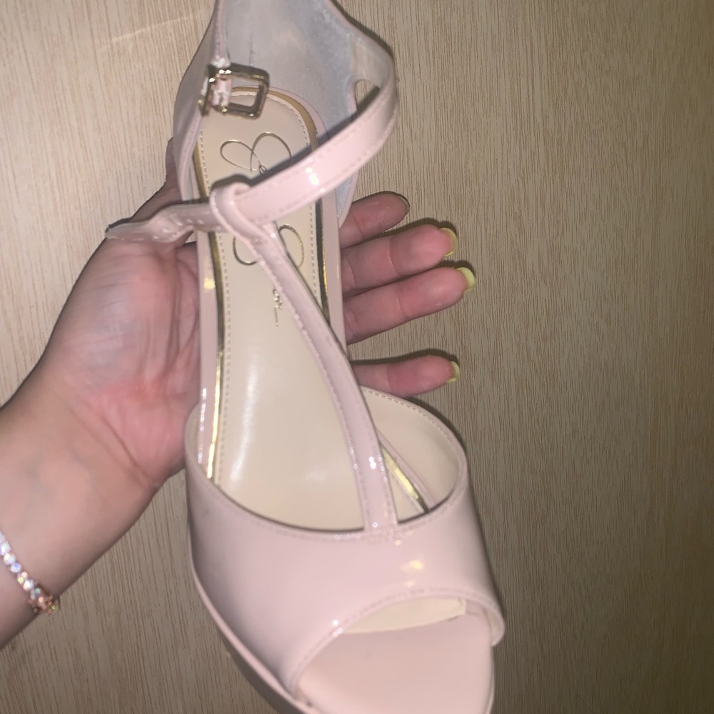 New - Picture 3 of 4